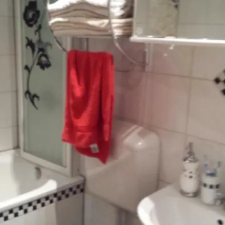 1 Apartament